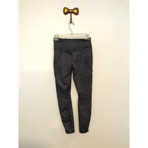 Patagonia Women's Centered Stretch Leggings - Size Extra Small - Picture 2 of 11